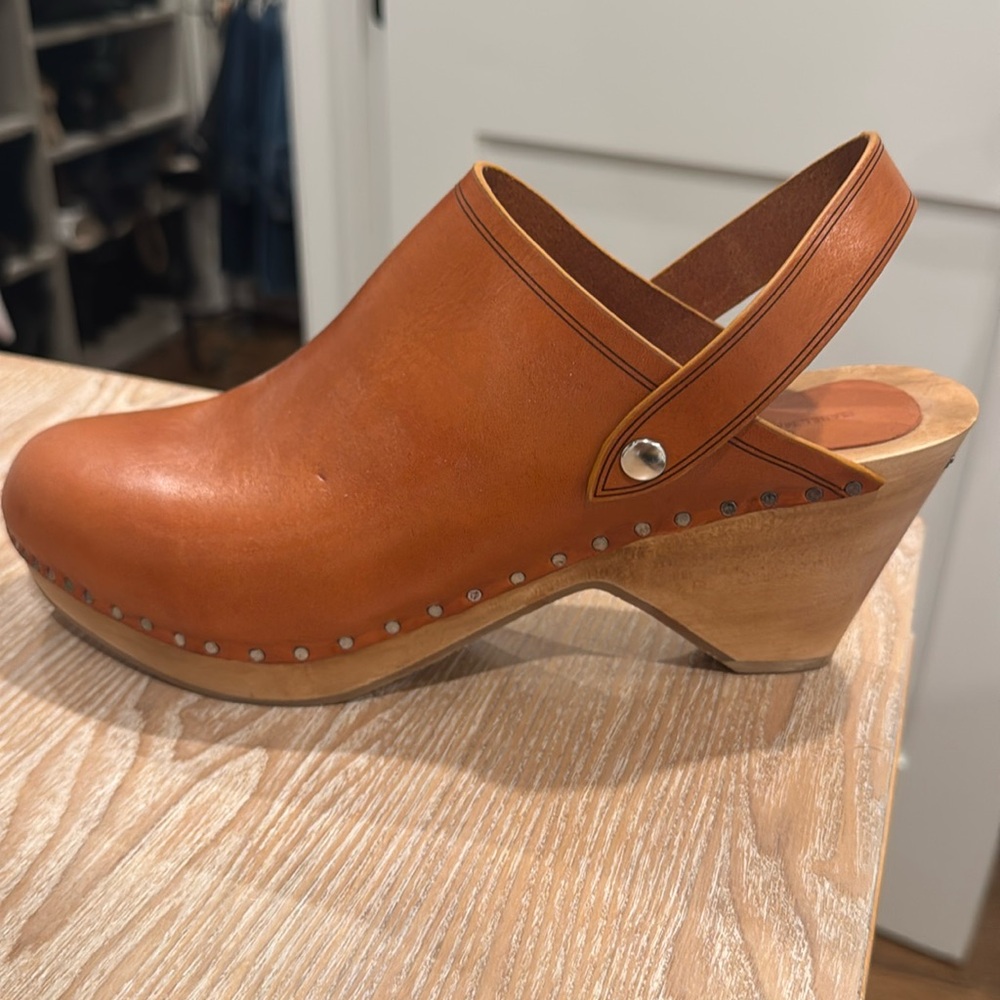 Isabel Marant Tan Leather Clogs with Wooden Heel